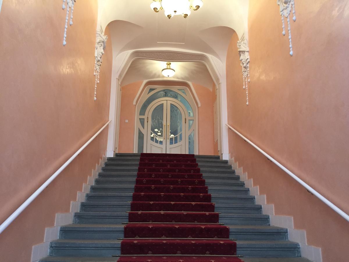 Ce Apartment Prague Castle Buitenkant foto
